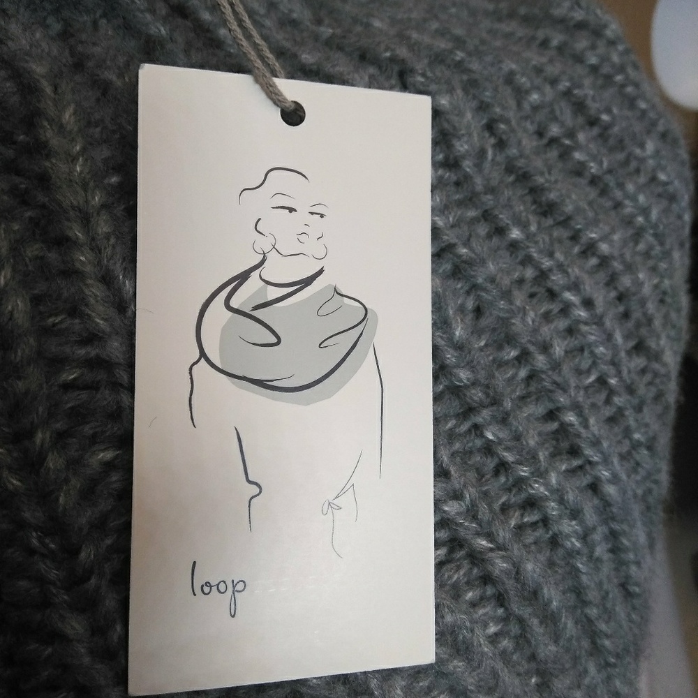 Infinity Loop Scarf. - Picture 4 of 4